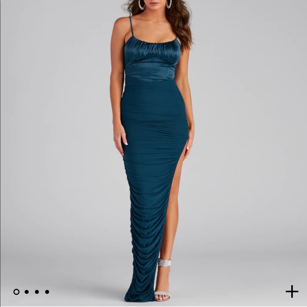 Windsor formal dress
